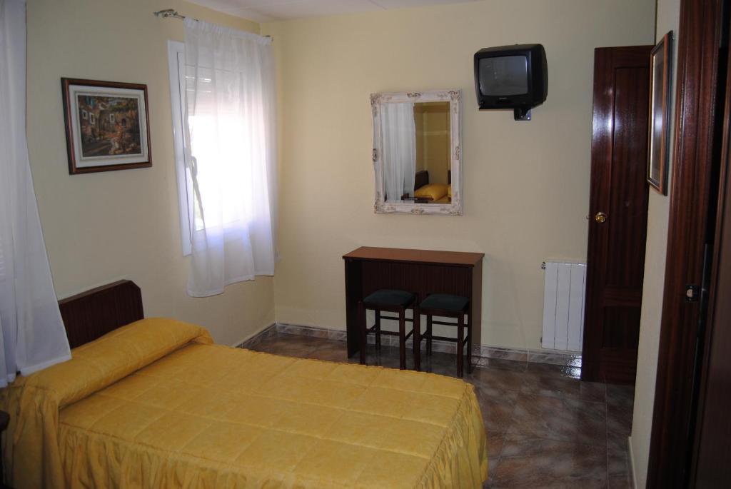Casa Modesto Hotel El Pont de Suert Ruang foto