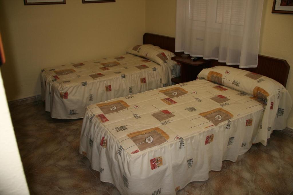 Casa Modesto Hotel El Pont de Suert Bagian luar foto